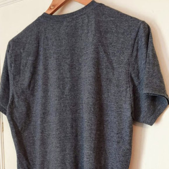 Warehouse One Graphic Tee EUC - Picture 5 of 6